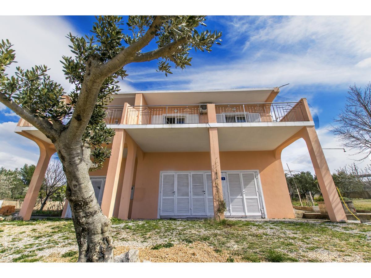 Apartments Dario Rovanjska Kültér fotó